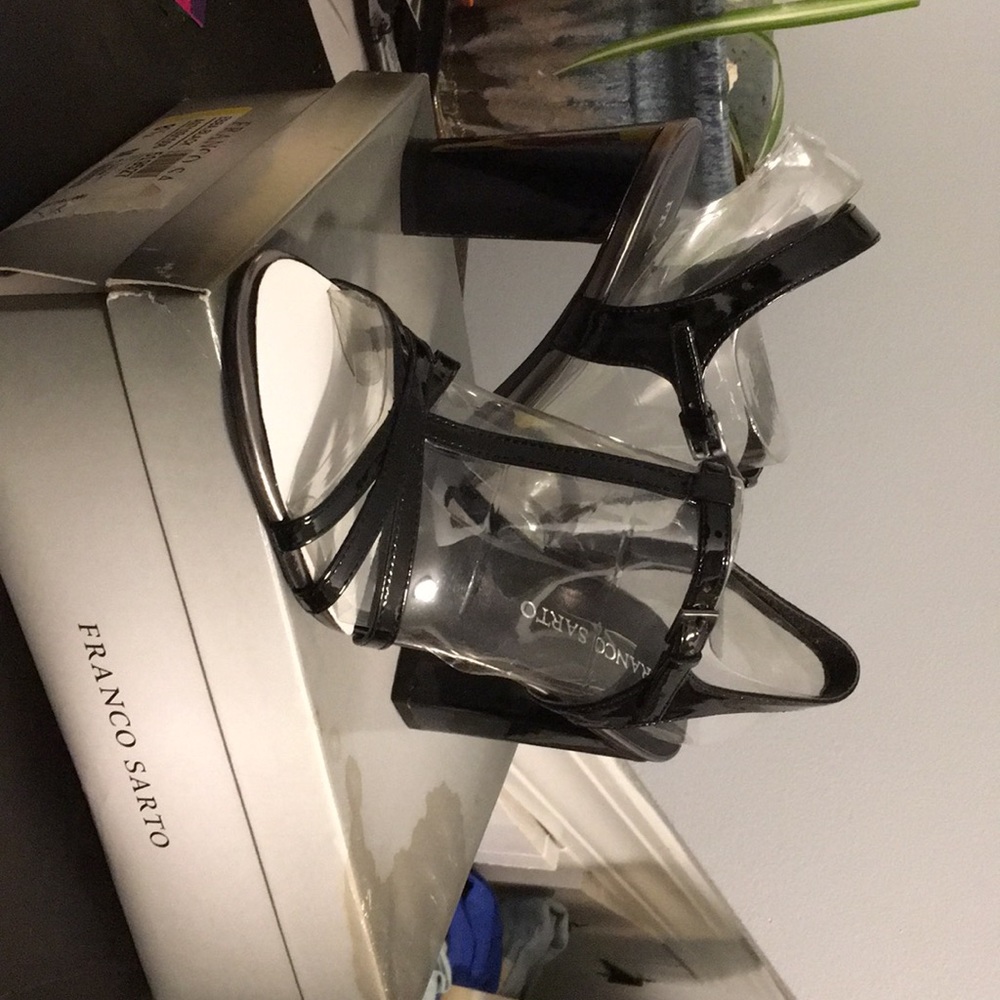New 8.5 Franco Sarto black Sandals